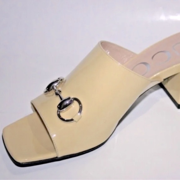GUCCI Lexi Butter 34/4 Horsebit Patent Leather Sandals/Mules 890.00 Authentic - Picture 3 of 7